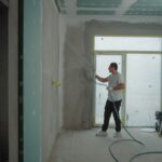 Rénovation intérieure en cours dans une maison